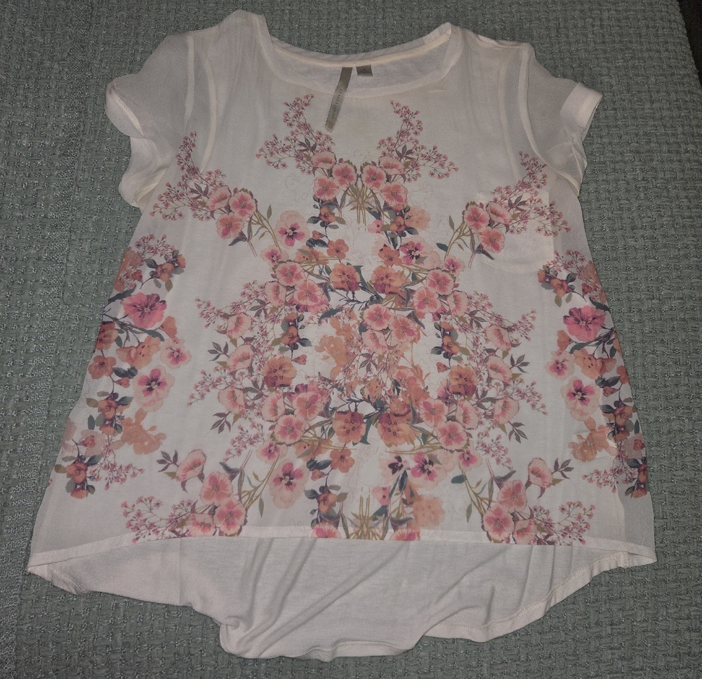 LC Lauren Conrad White Short Sleeve Top with Pink Floral Print
